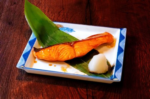SHAKE TERIYAKI. Lachs Teriyaki /teriyaki salmon 